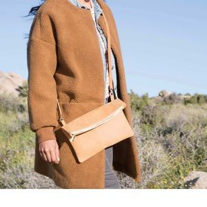 Noonday Adwa clutch new in package